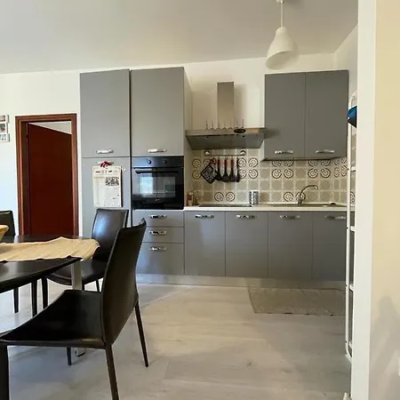 Apt 4 Garden Ville Sirmione Apartment